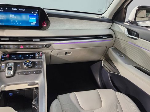 Used 2025 Hyundai Palisade Calligraphy AWD/4WD image 11