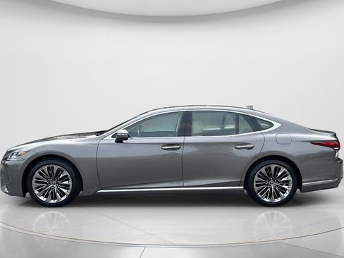 Used 2020 Lexus LS 500 w/ Accessory Package (Z2) image 25