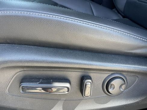 Used 2025 Honda CR-V EX-L image 25