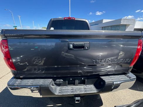 Used 2020 Toyota Tundra SR5 w/ SR5 Upgrade Package image 5