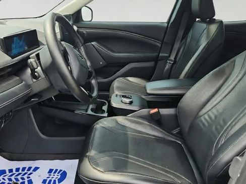 Used 2022 Ford Mustang Mach-E Premium RWD image 11