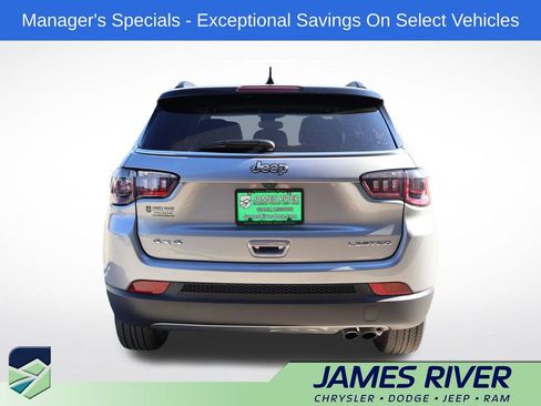 Used 2022 Jeep Compass Limited AWD/4WD image 4