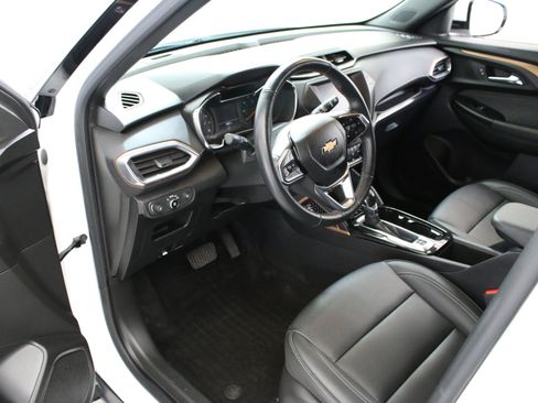 Certified 2023 Chevrolet TrailBlazer ACTIV FWD image 26