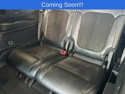 Used 2023 Jeep Grand Cherokee L Laredo AWD/4WD image 16