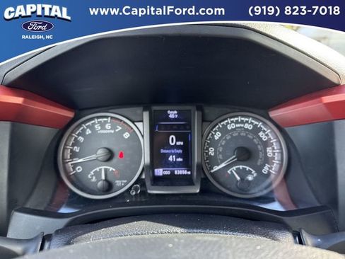 Used 2019 Toyota Tacoma TRD Sport image 25