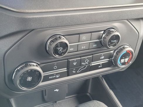 New 2025 Ford Bronco 2-Door AWD/4WD image 47