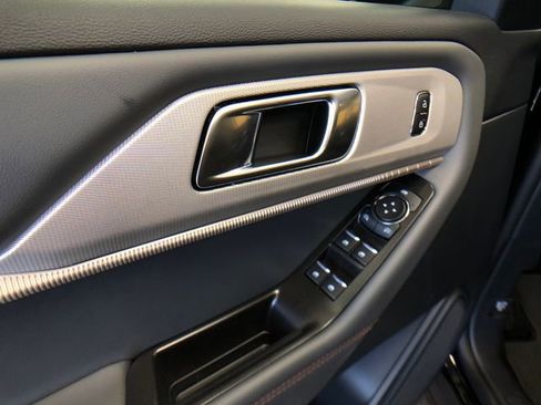 New 2026 Ford Explorer Active AWD/4WD image 12