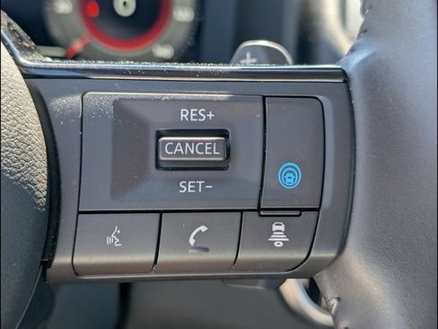 Used 2023 Nissan Rogue Platinum w/ Platinum Premium Package AWD/4WD image 17