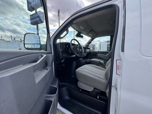 Used 2020 Chevrolet Express 2500 w/ Safety Package image 8