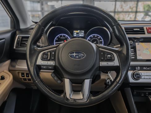 Used 2015 Subaru Legacy 2.5i Premium AWD/4WD image 9