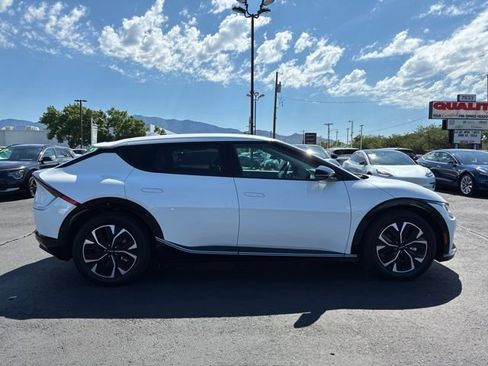 Used 2024 Kia EV6 Wind AWD/4WD image 8