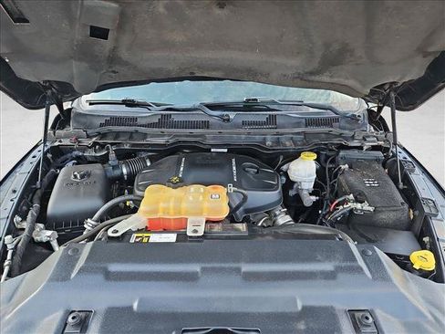 Used 2018 RAM 1500 Laramie w/ Convenience Group AWD/4WD image 24