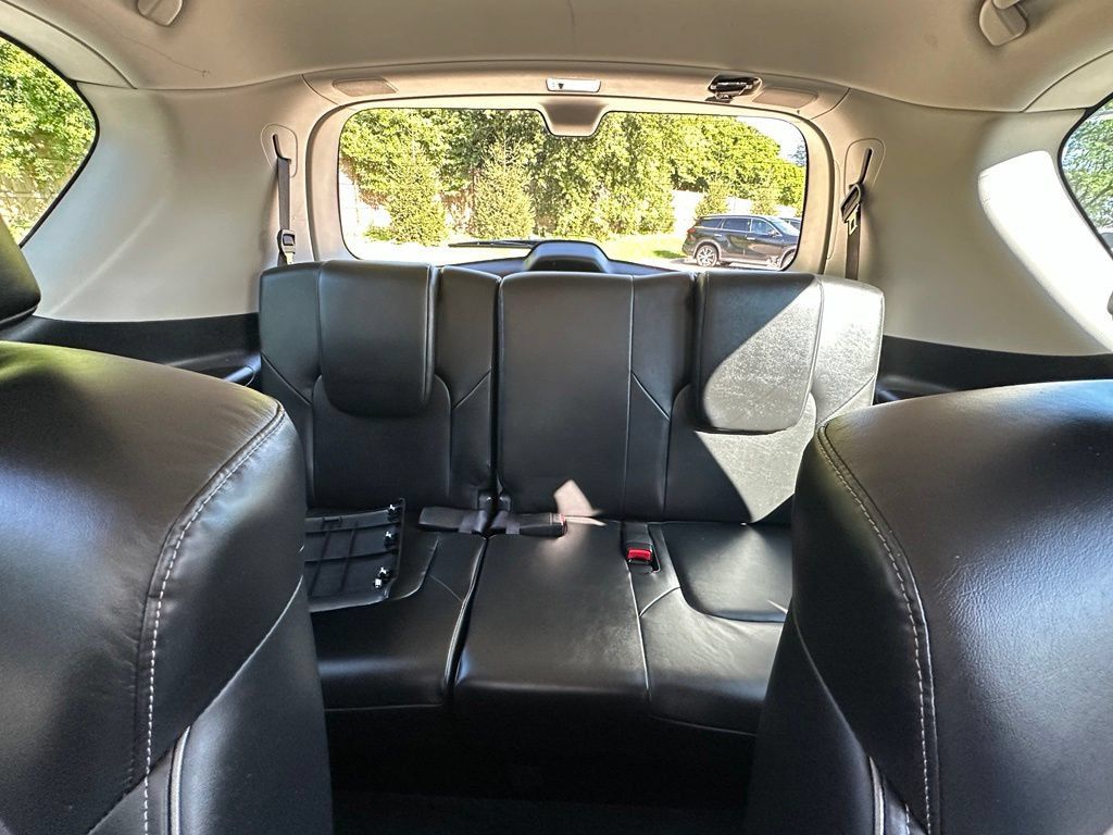 Certified 2023 INFINITI QX80 Luxe w/ Cargo Package AWD/4WD image 17
