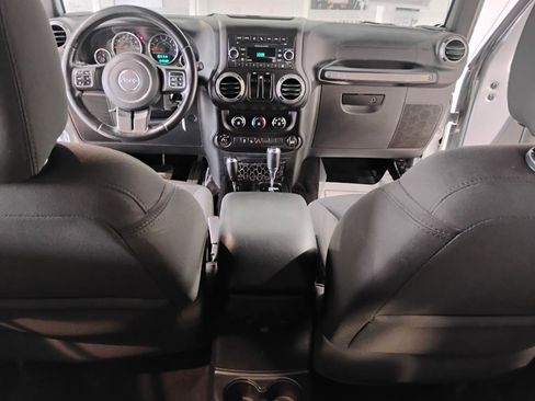 Used 2016 Jeep Wrangler Sport w/ Quick Order Package 24S AWD/4WD image 39