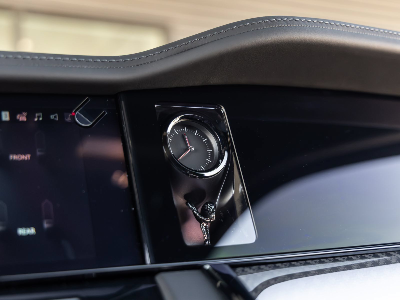 New 2027 Rolls-Royce Cullinan Black Badge AWD/4WD image 42
