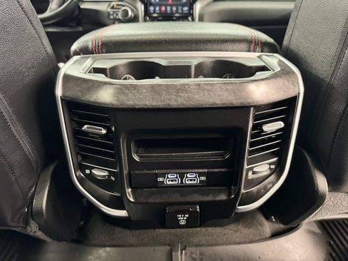 Used 2021 RAM 1500 Big Horn AWD/4WD image 17