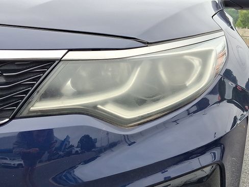 Used 2019 Kia Optima S w/ S Panoramic Sunroof Package FWD image 8