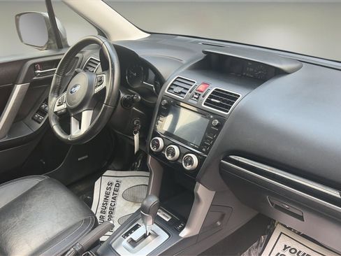 Used 2017 Subaru Forester 2.5i Limited AWD/4WD image 10