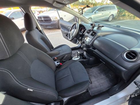 Used 2014 Nissan Versa Note SV w/ Convenience Package FWD image 37