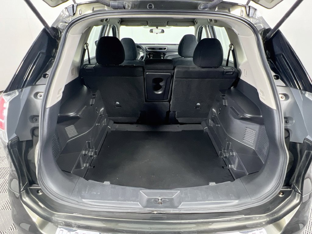 Used 2014 Nissan Rogue S AWD/4WD image 23