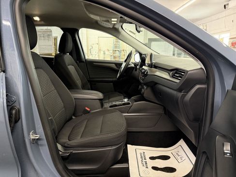 Used 2024 Ford Escape Active image 23