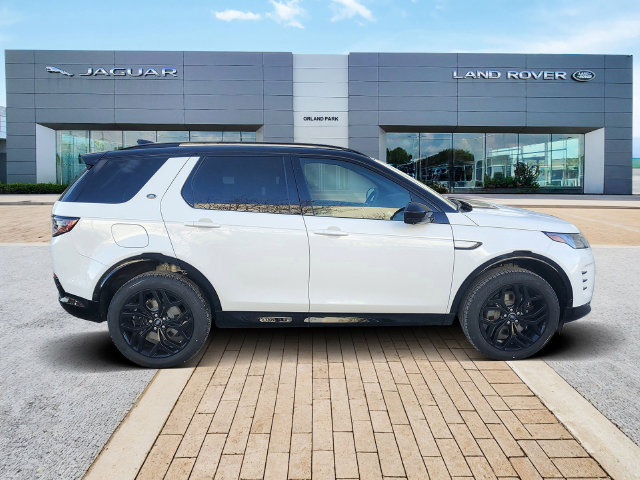 Used 2026 Land Rover Discovery Sport Landmark AWD/4WD image 4