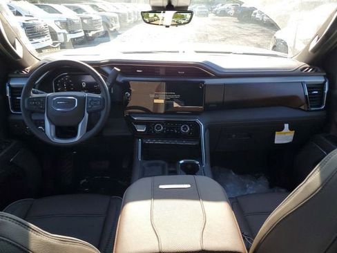 New 2026 GMC Sierra 3500 Denali AWD/4WD image 13