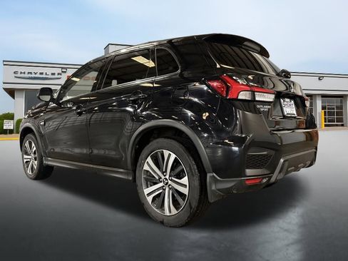 Used 2022 Mitsubishi Outlander Sport ES FWD image 11
