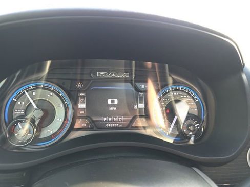 Used 2022 RAM 3500 Limited image 11