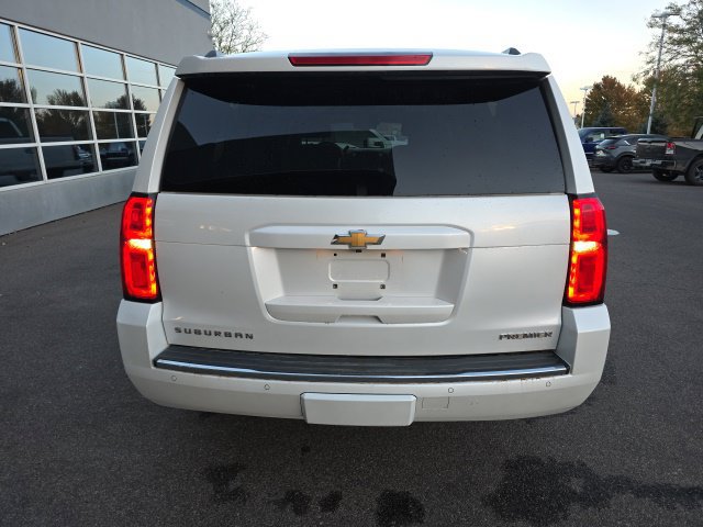 Used 2020 Chevrolet Suburban Premier AWD/4WD image 4
