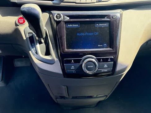 Used 2017 Honda Odyssey EX-L image 19