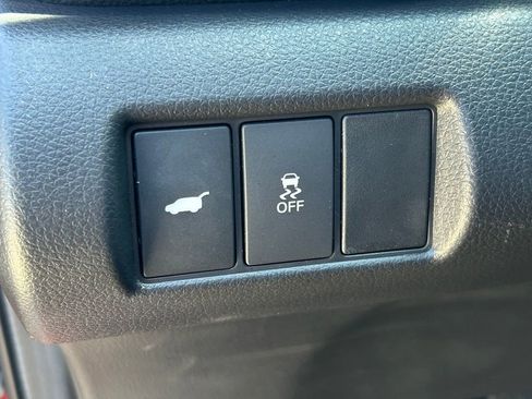 Used 2024 Honda Pilot Touring image 27