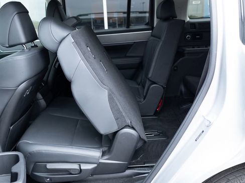 Used 2025 Hyundai Santa Fe SEL AWD/4WD image 20