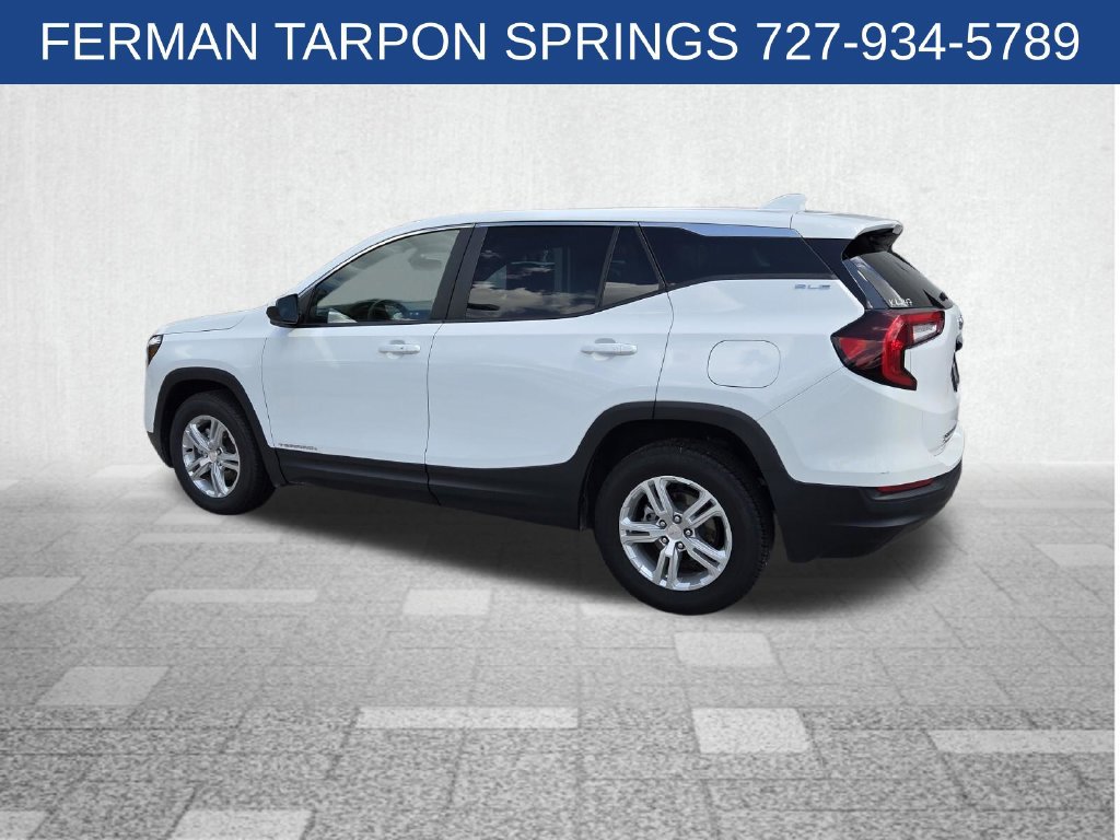 Used 2024 GMC Terrain SLE AWD/4WD image 11