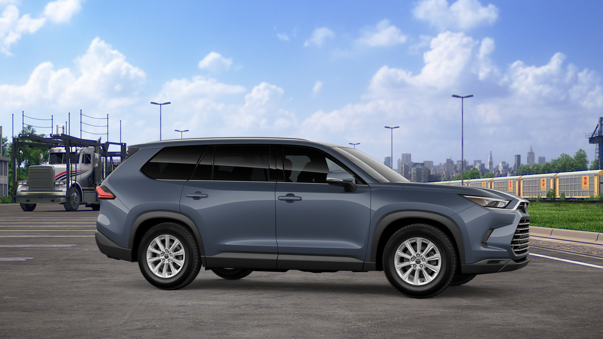 New 2026 Toyota Grand Highlander XLE FWD image 13
