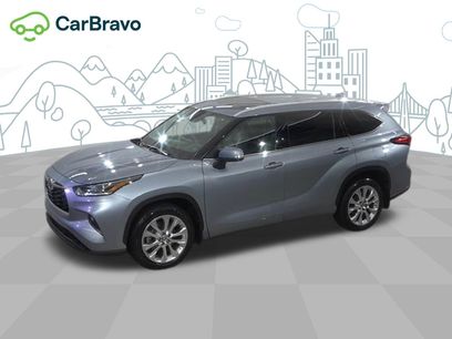 Used 2021 Toyota Highlander Limited