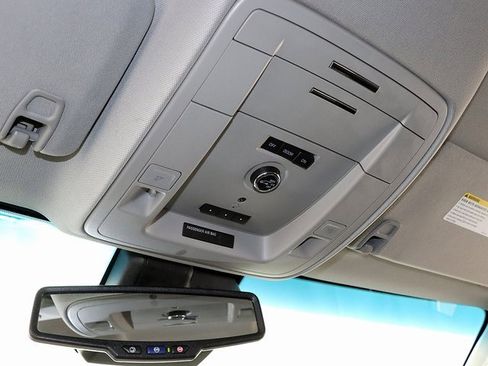 Used 2019 Chevrolet Tahoe LT w/ LT Signature Package image 23