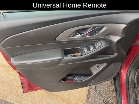 Used 2019 Chevrolet Traverse LT image 17