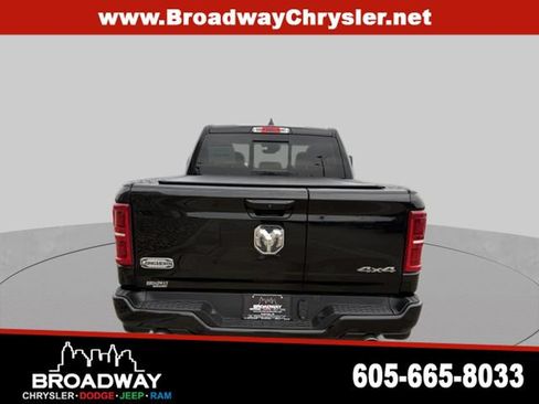 Used 2025 RAM 1500 Limited w/ Trailer Tow Group AWD/4WD image 7