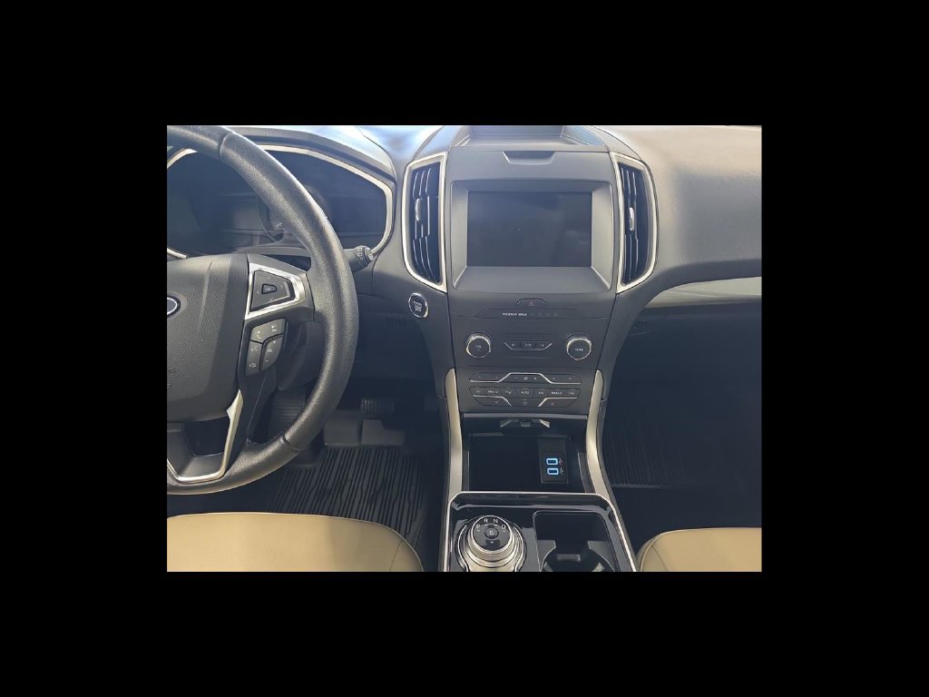 Used 2020 Ford Edge SEL w/ Convenience Package FWD image 13