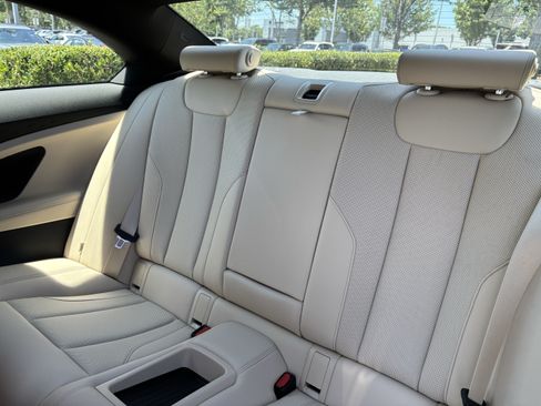 Used 2023 BMW 230i Coupe w/ Convenience Package RWD image 32