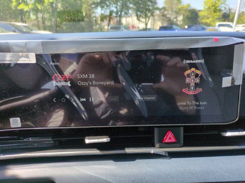 New 2026 Kia Carnival EX FWD image 25