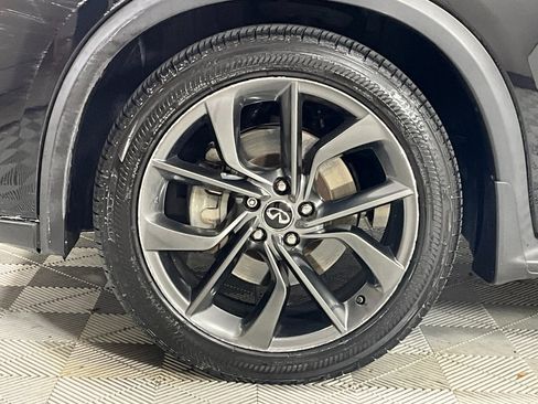 Used 2019 INFINITI QX50 Essential w/ Sensory Package image 29