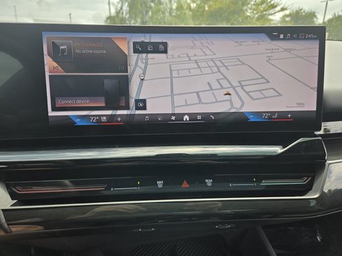 Certified 2024 BMW 530i w/ Convenience Package RWD image 22