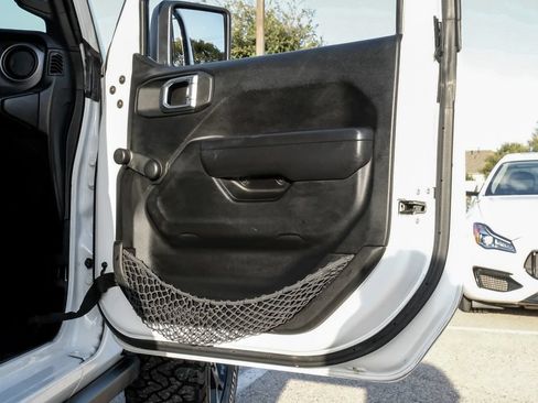 Used 2022 Jeep Wrangler Sport AWD/4WD image 22
