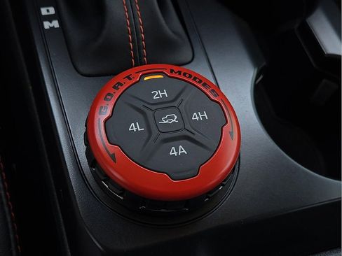 Used 2025 Ford Bronco Raptor AWD/4WD image 21
