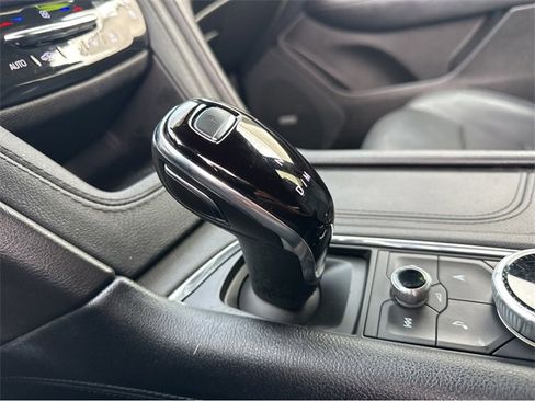 Certified 2024 Cadillac XT5 Premium Luxury image 21