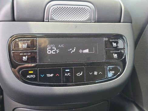 New 2026 Hyundai Ioniq 9 Limited image 17