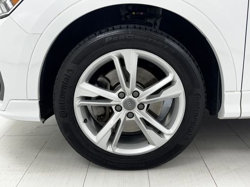 Used 2020 Audi Q3 2.0T Premium Plus w/ Premium Plus Package image 40