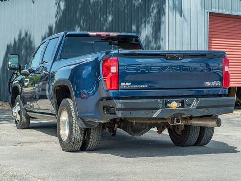 Used 2022 Chevrolet Silverado 3500 High Country image 4